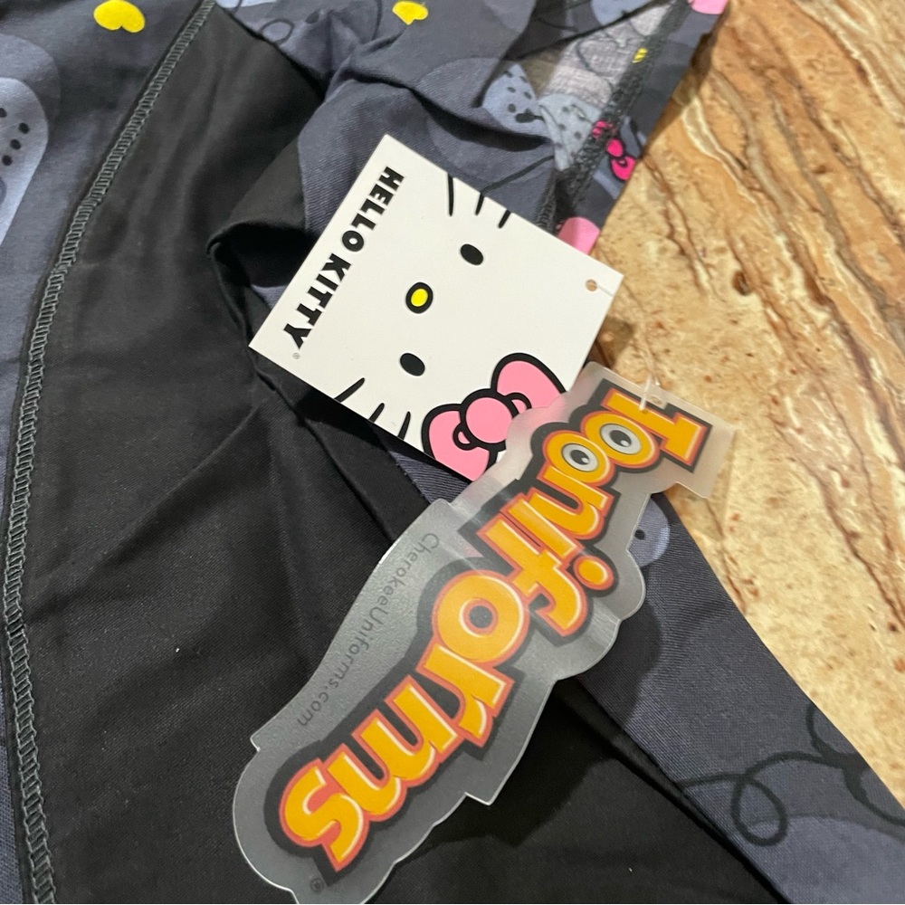 Hello Kitty - Picture 10 of 10